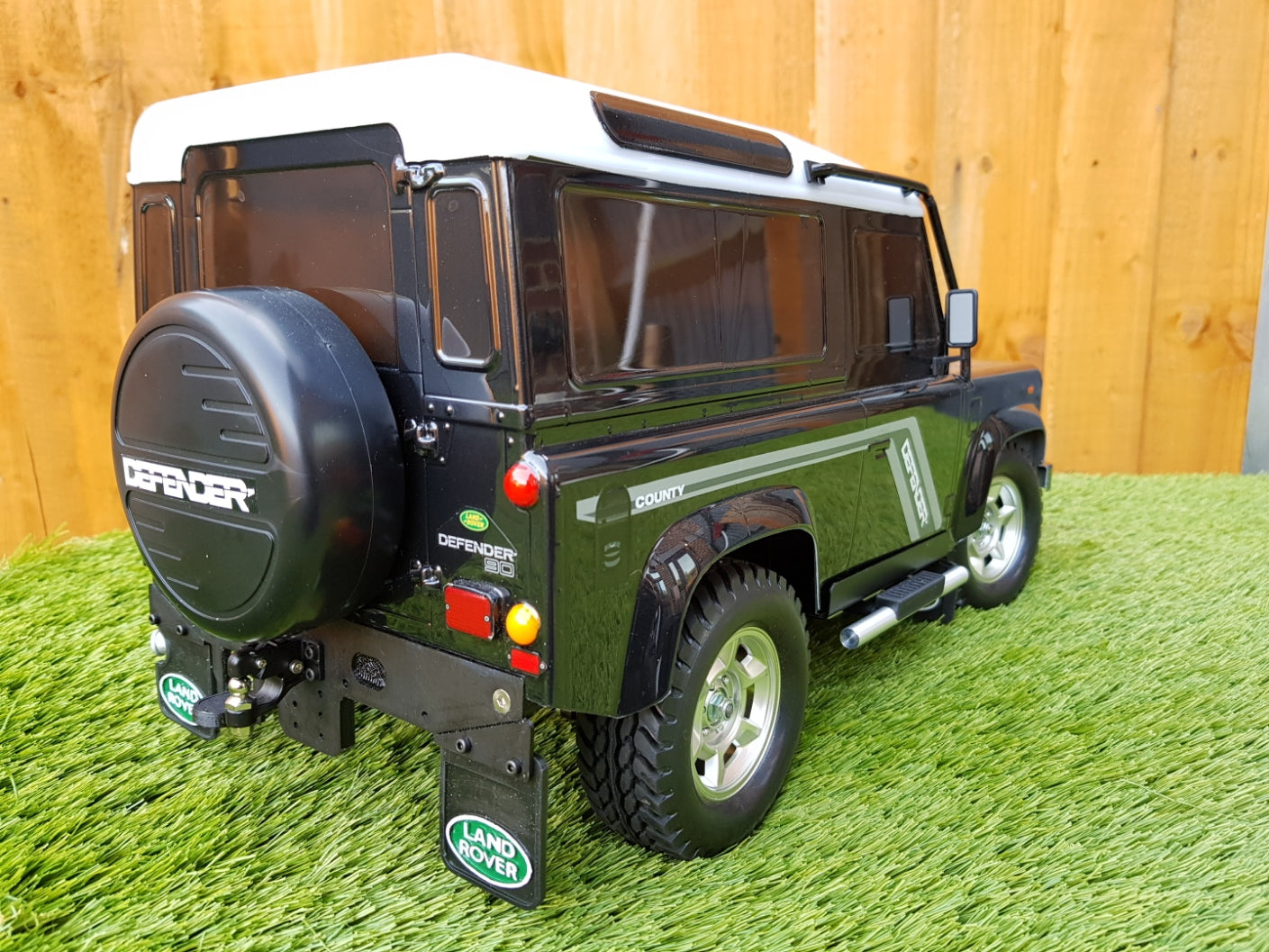 Tamiya Defender 90 CC-01 rear tow plate kit 1.