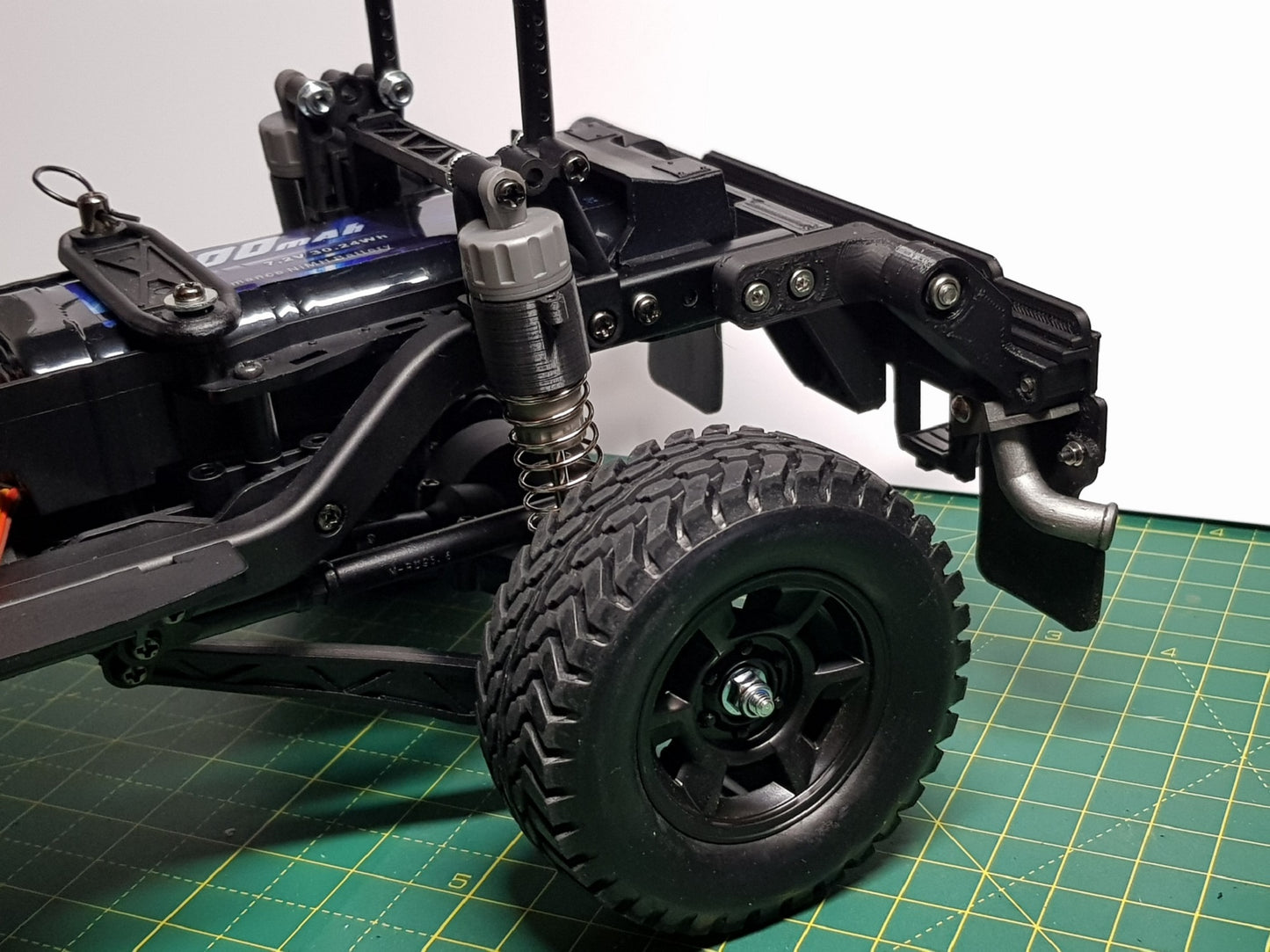 Tamiya Defender 90 rear tow plate CC-02 Kit 1